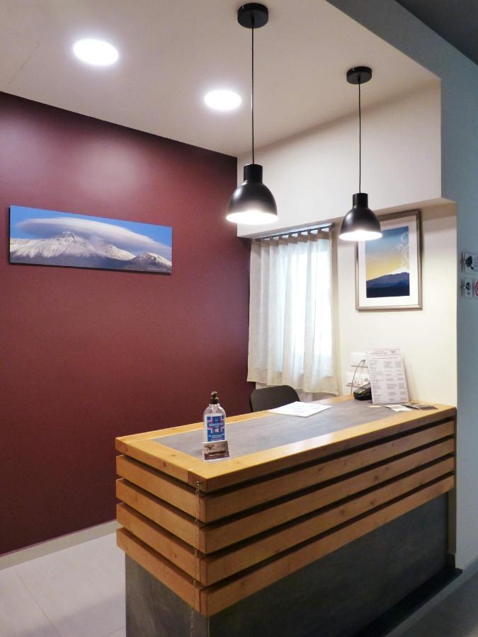 B&B Contessa Dei Venti Catania Bagian luar foto