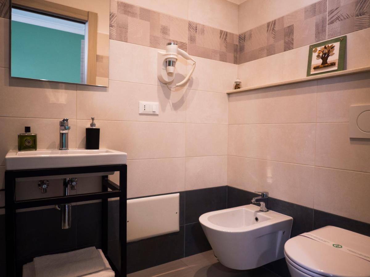 B&B Contessa Dei Venti Catania Bagian luar foto